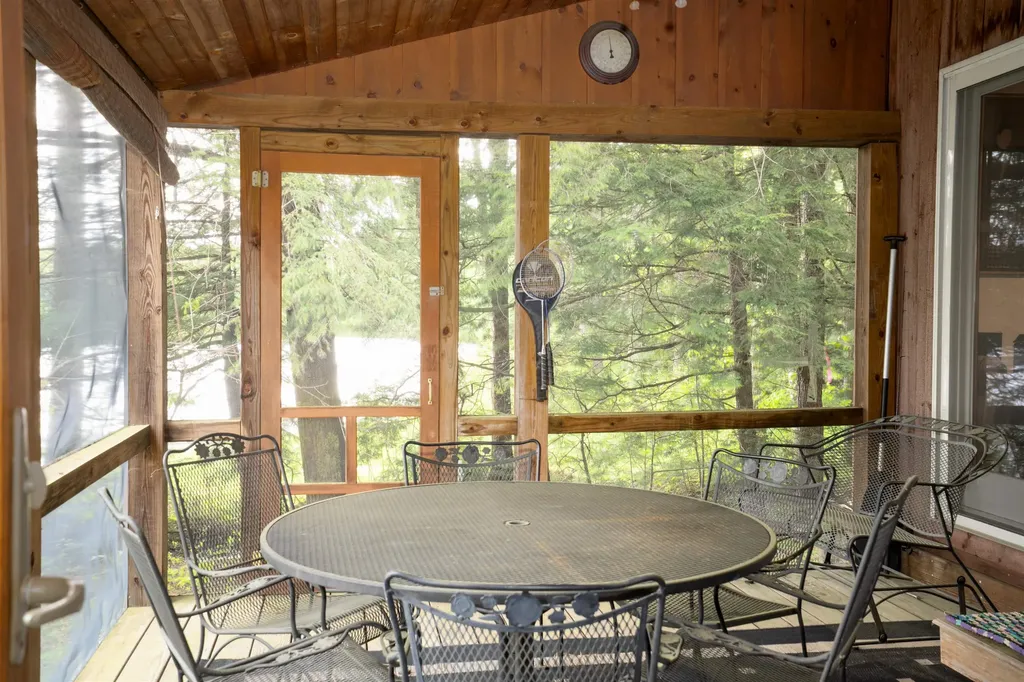 1247 Cole Pond Road Jamaica VT 05343