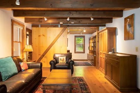 1247 Cole Pond Road Jamaica VT 05343