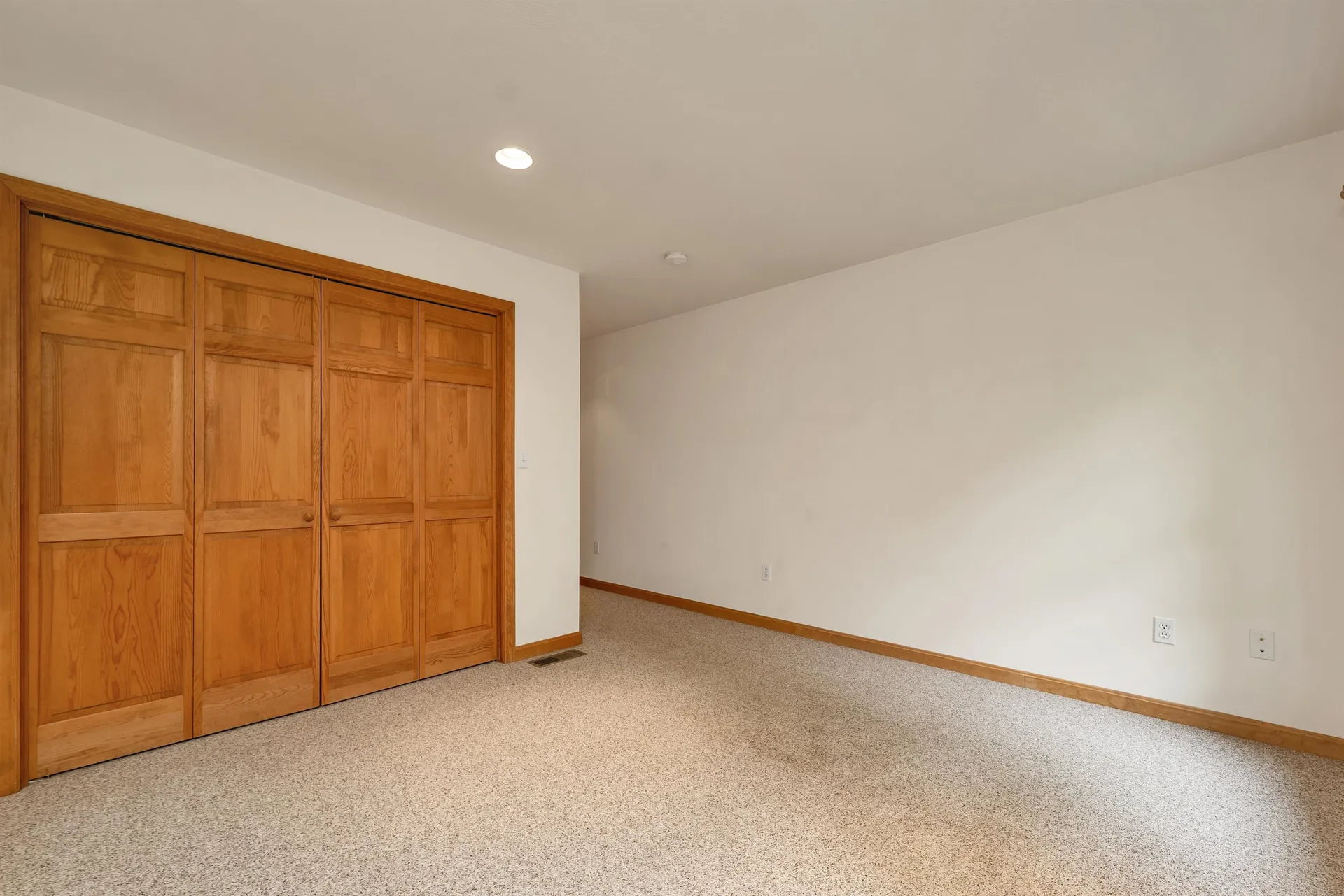 9 Wildwood Road Auburn NH 03032