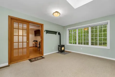 9 Wildwood Road Auburn NH 03032