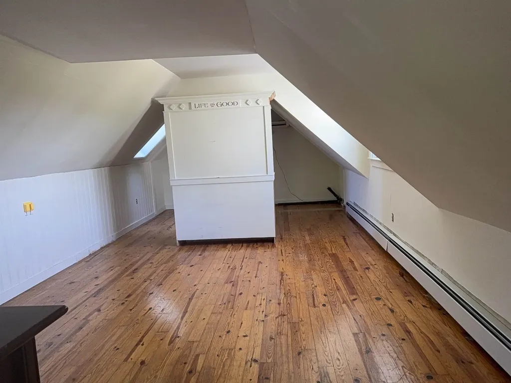 154b Main Street Kingston NH 03848