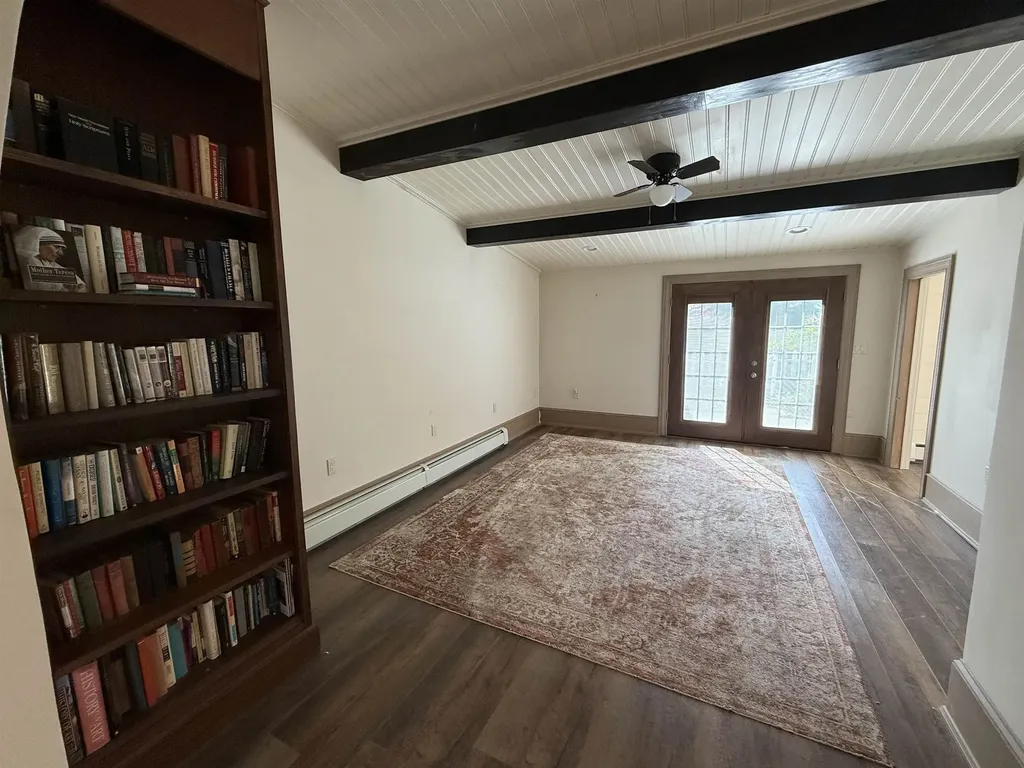 154b Main Street Kingston NH 03848