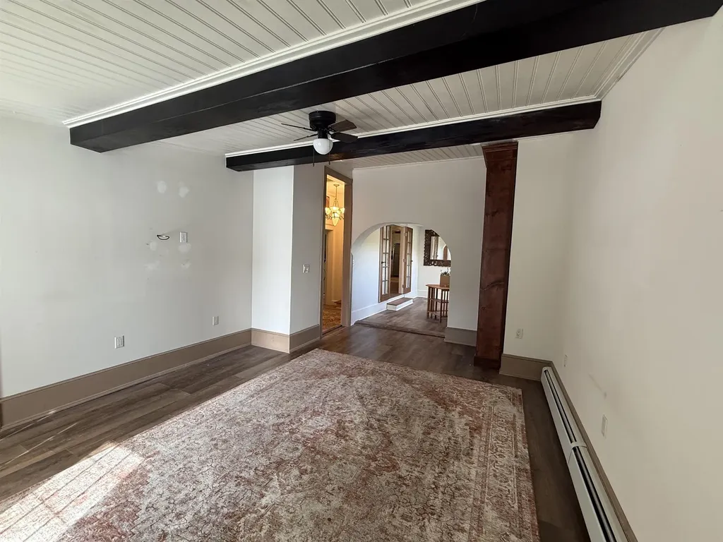 154b Main Street Kingston NH 03848