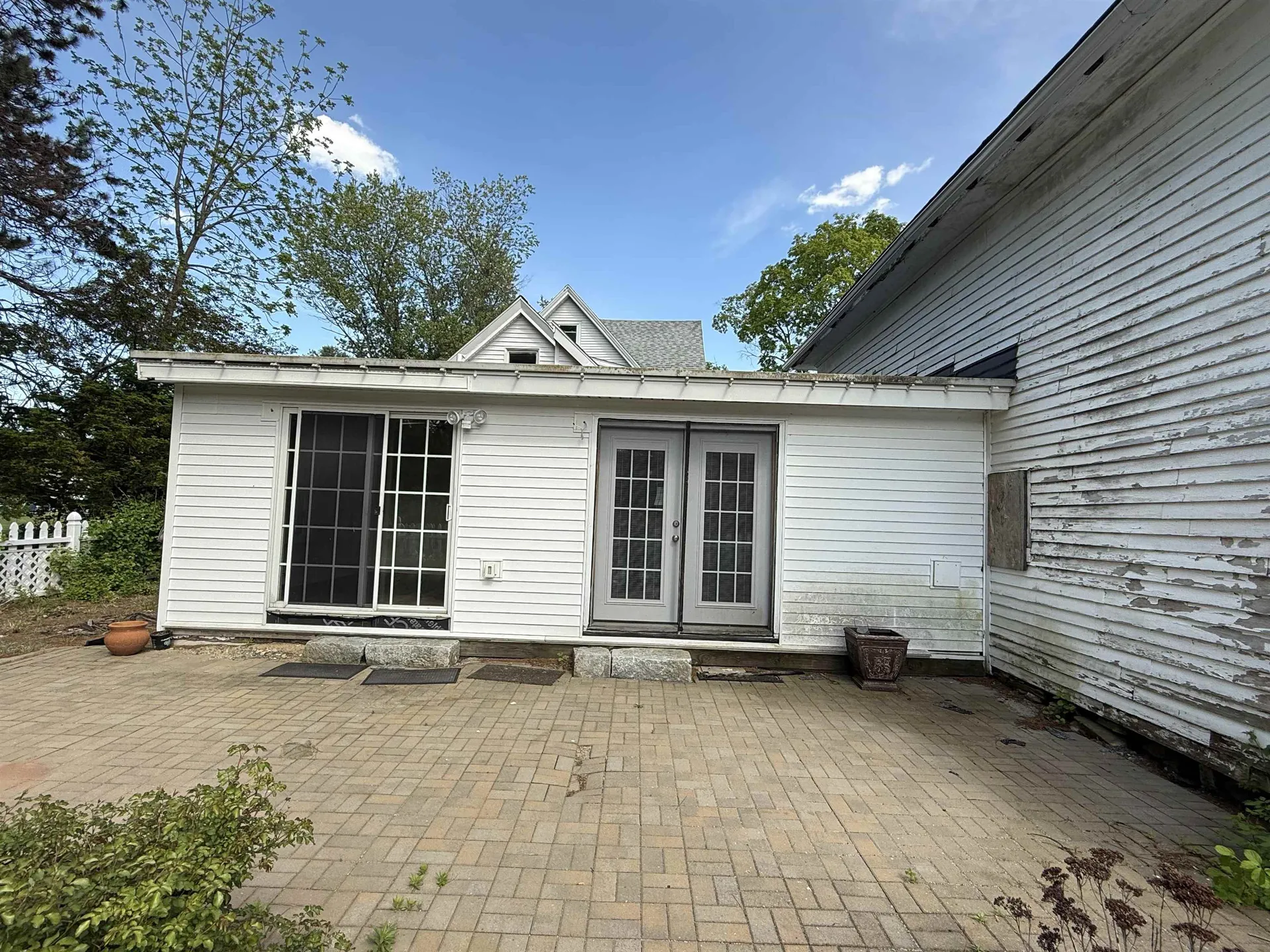 154b Main Street Kingston NH 03848