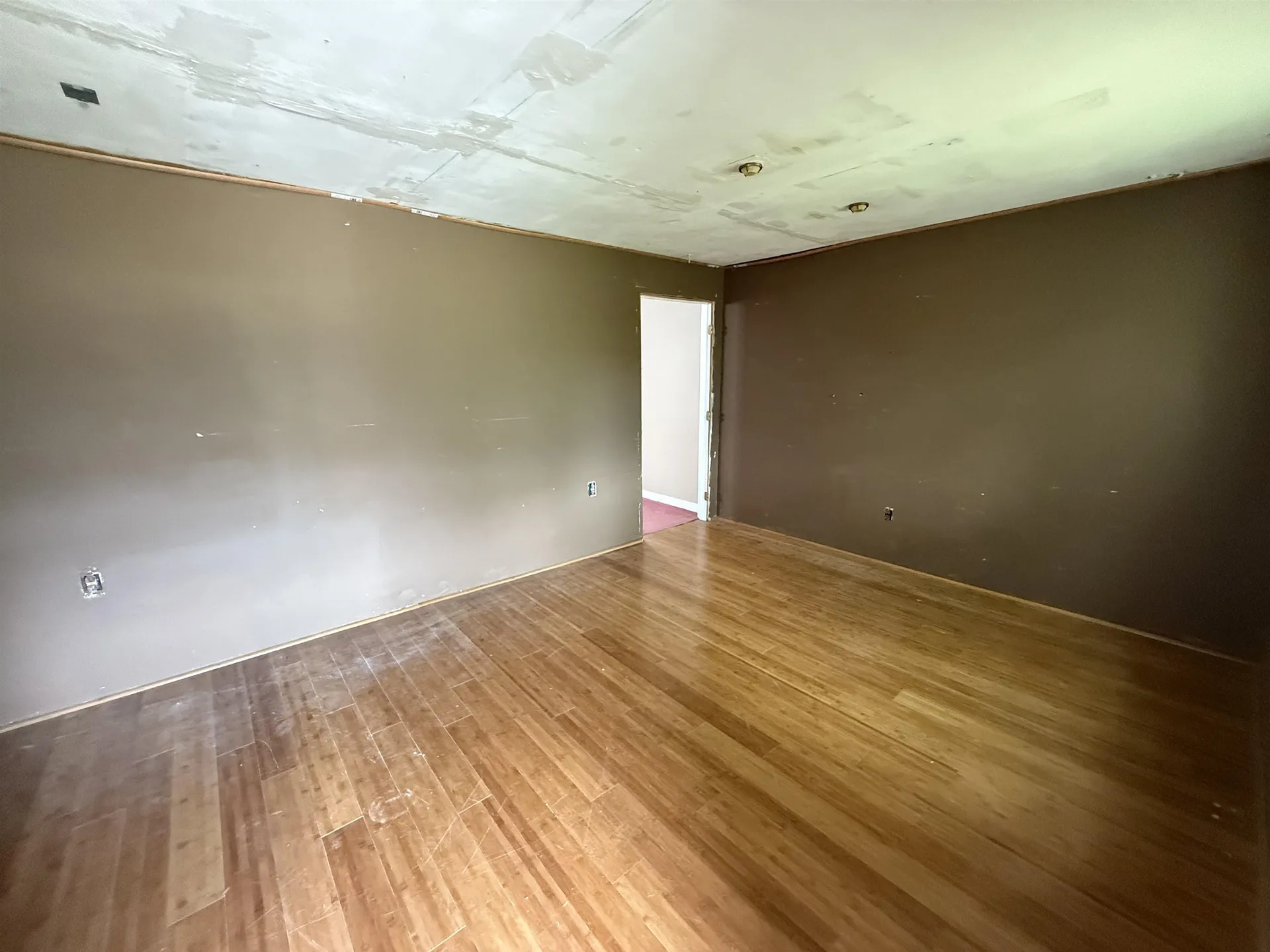 154b Main Street Kingston NH 03848