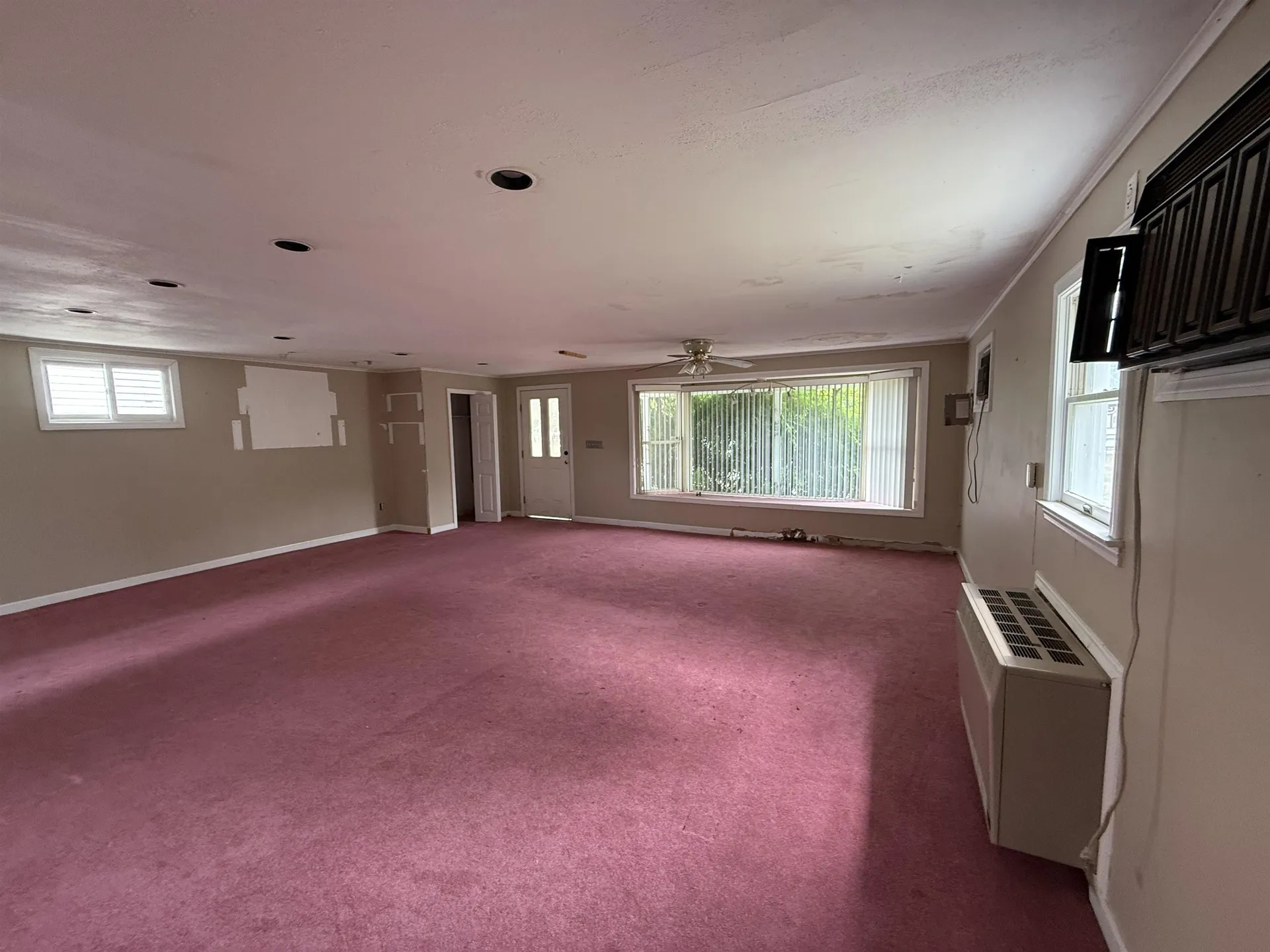 154b Main Street Kingston NH 03848