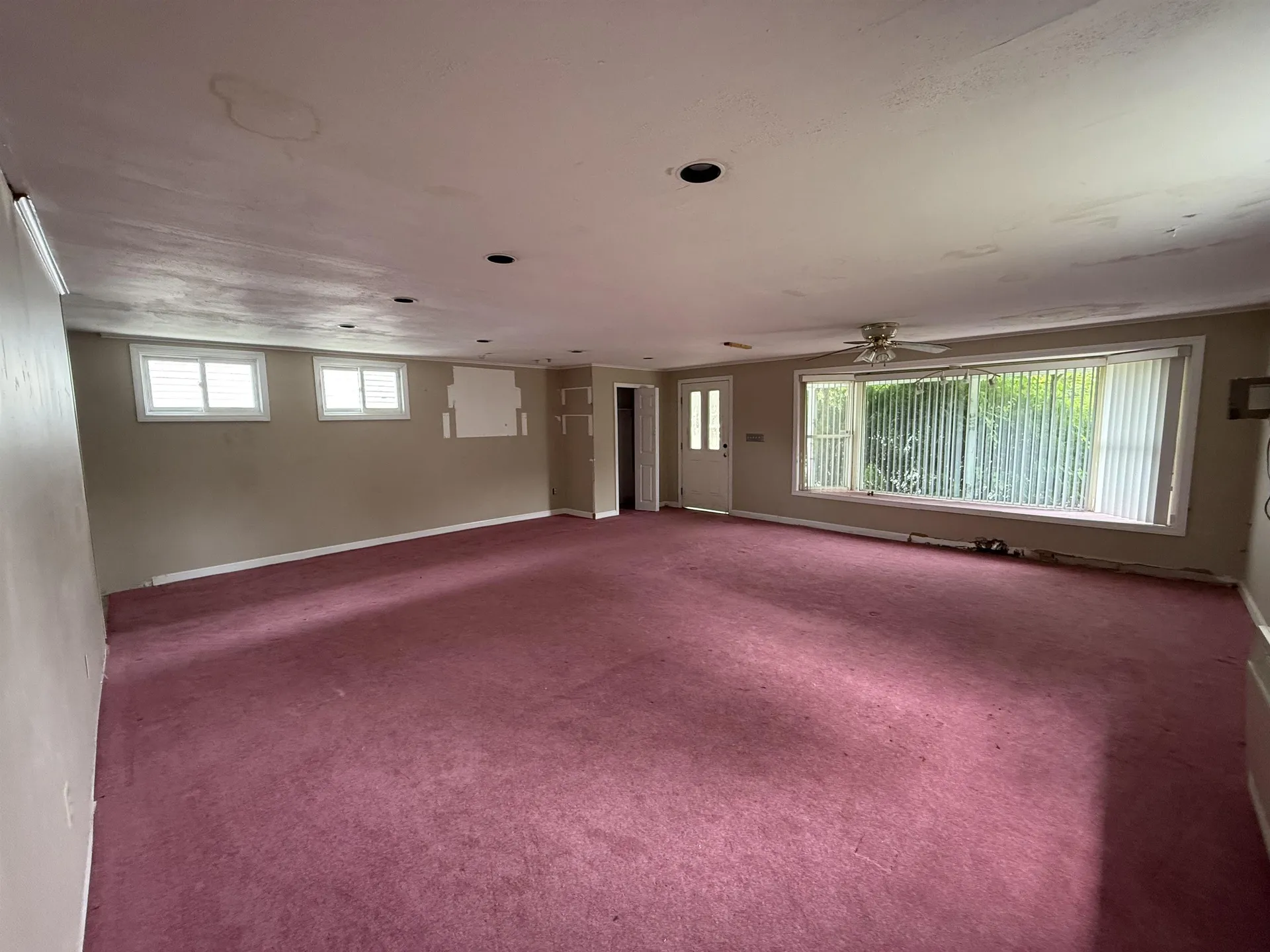 154b Main Street Kingston NH 03848