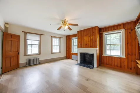 59 Middle Road Brentwood NH 03833