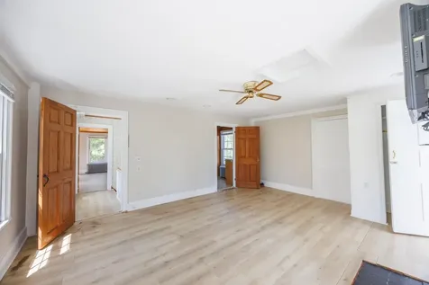 59 Middle Road Brentwood NH 03833