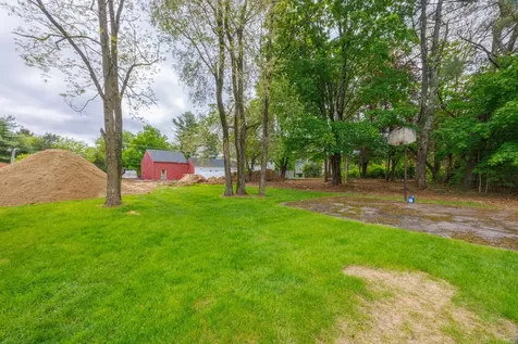 59 Middle Road Brentwood NH 03833