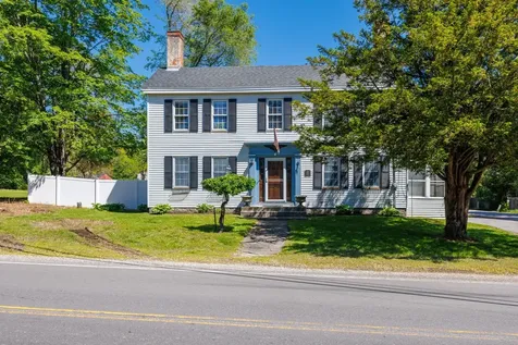 59 Middle Road Brentwood NH 03833