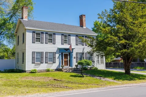 59 Middle Road Brentwood NH 03833