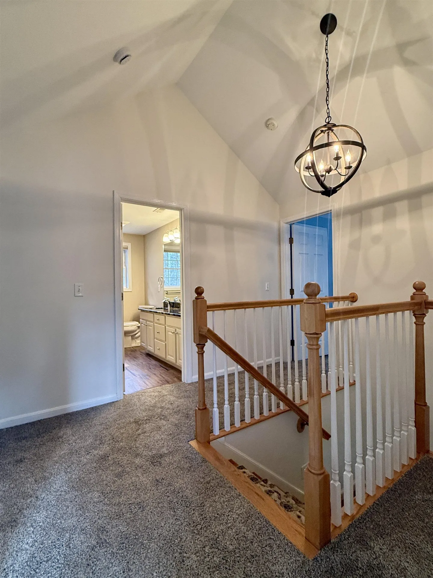 1 Yorkshire Lane Londonderry NH 03053