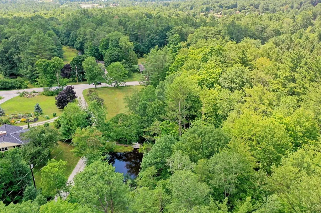 00 White Pine Hill Mendon VT 05701