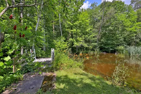 00 White Pine Hill Mendon VT 05701