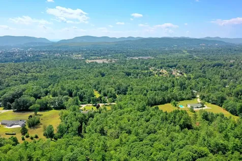 00 White Pine Hill Mendon VT 05701