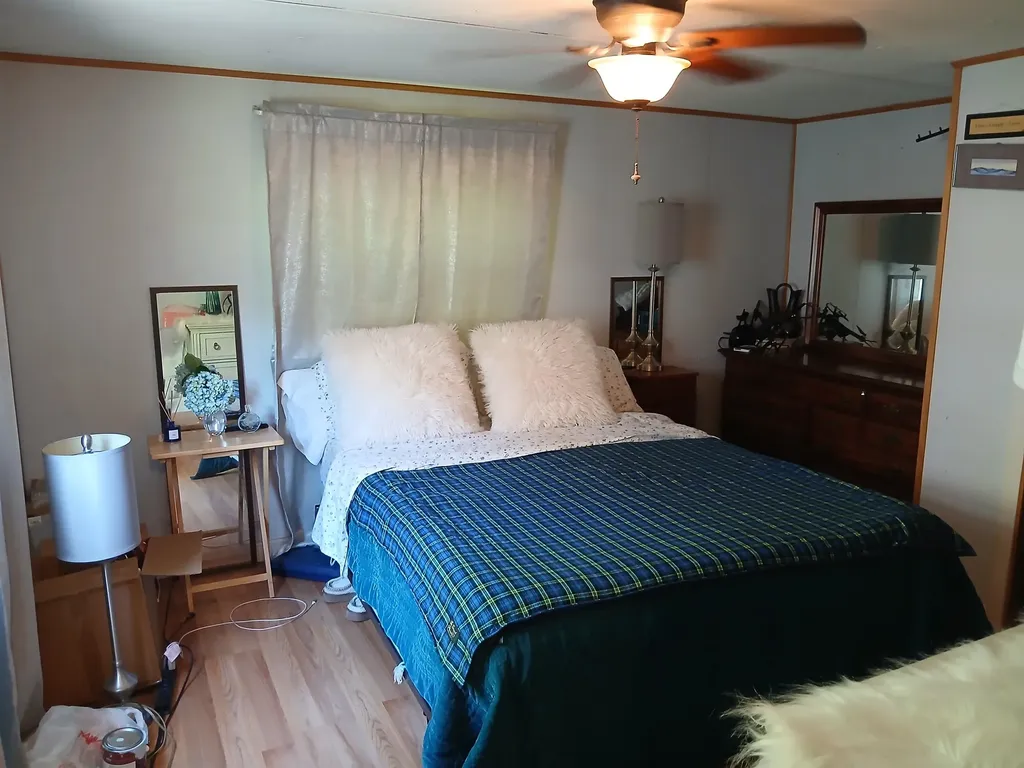 21 Daniels Drive Enfield NH 03748