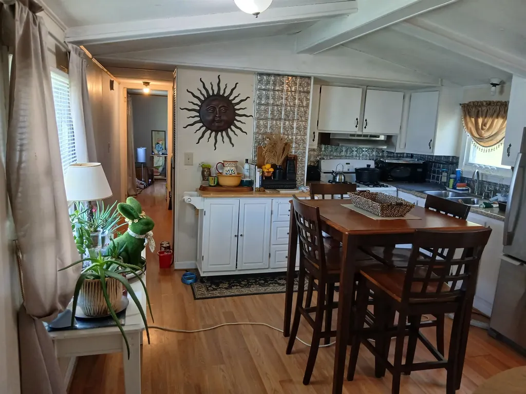 21 Daniels Drive Enfield NH 03748