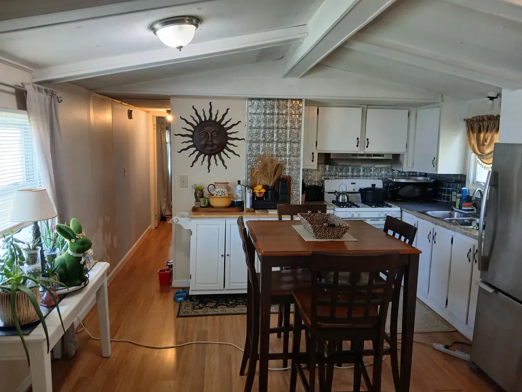 21 Daniels Drive Enfield NH 03748