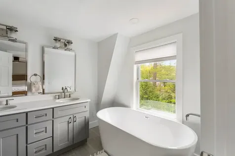 6 Paquette Lane Sunapee NH 03782