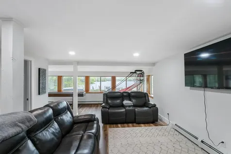 6 Paquette Lane Sunapee NH 03782