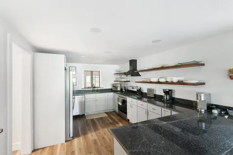 6 Paquette Lane Sunapee NH 03782