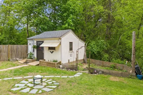 46 Chatel Road Goffstown NH 03045