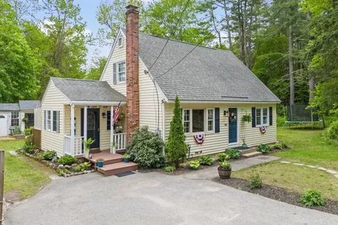 46 Chatel Road Goffstown NH 03045