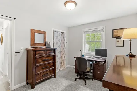 46 Chatel Road Goffstown NH 03045