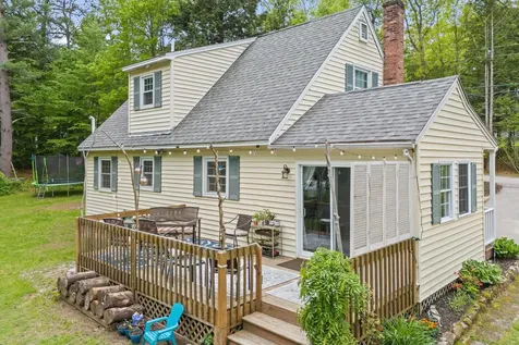 46 Chatel Road Goffstown NH 03045