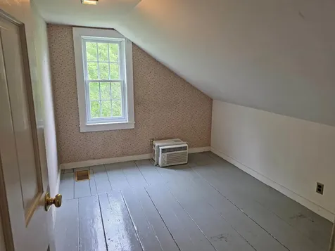 3458 Vt Route 30 Jamaica VT 05343