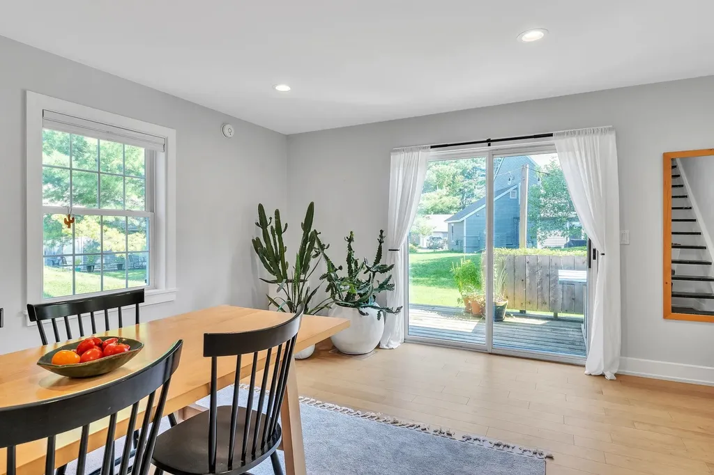 9 Conifer Court Burlington VT 05401