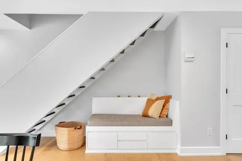 9 Conifer Court Burlington VT 05401