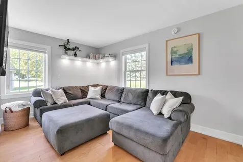 9 Conifer Court Burlington VT 05401