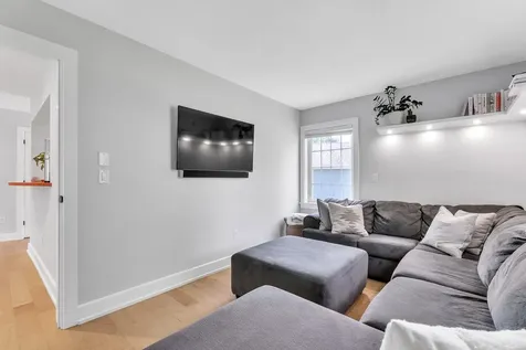 9 Conifer Court Burlington VT 05401