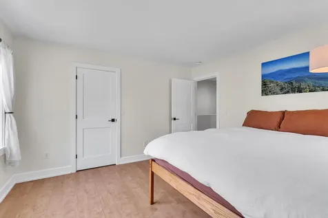 9 Conifer Court Burlington VT 05401