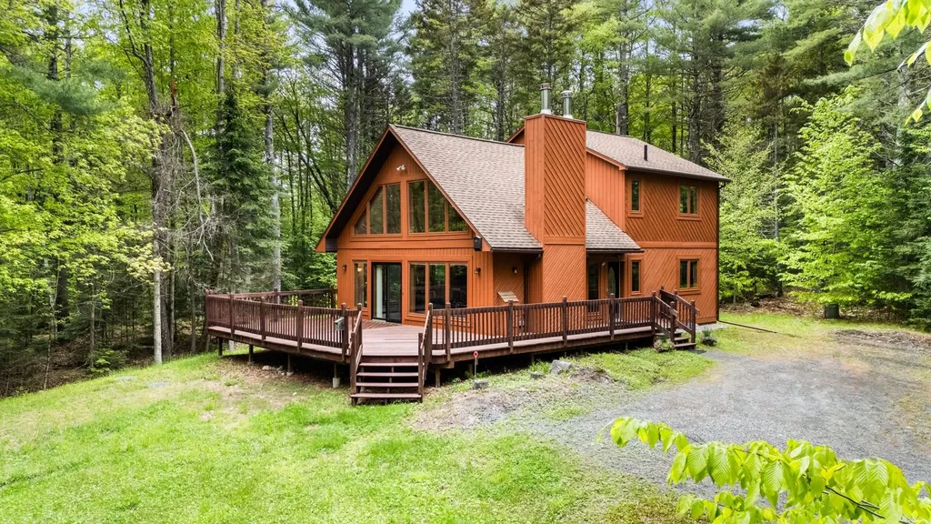 7 Spring Valley Drive Grantham NH 03753