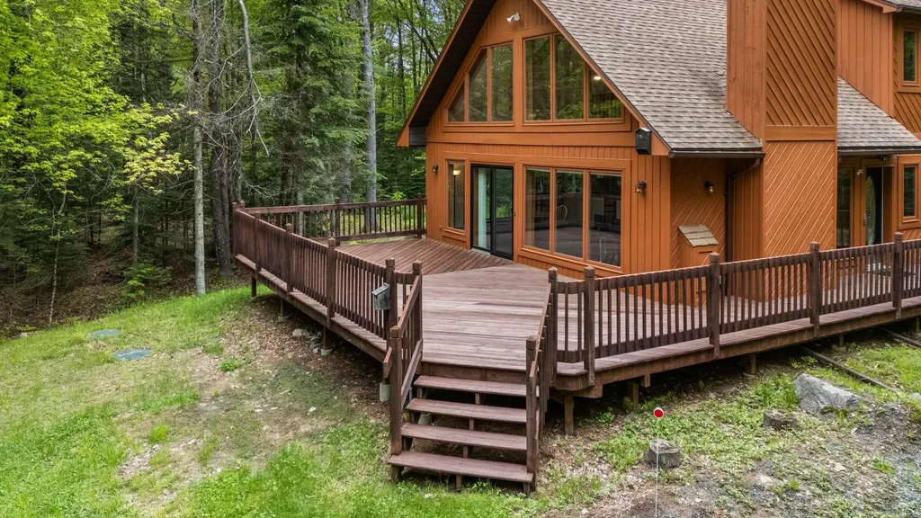 7 Spring Valley Drive Grantham NH 03753