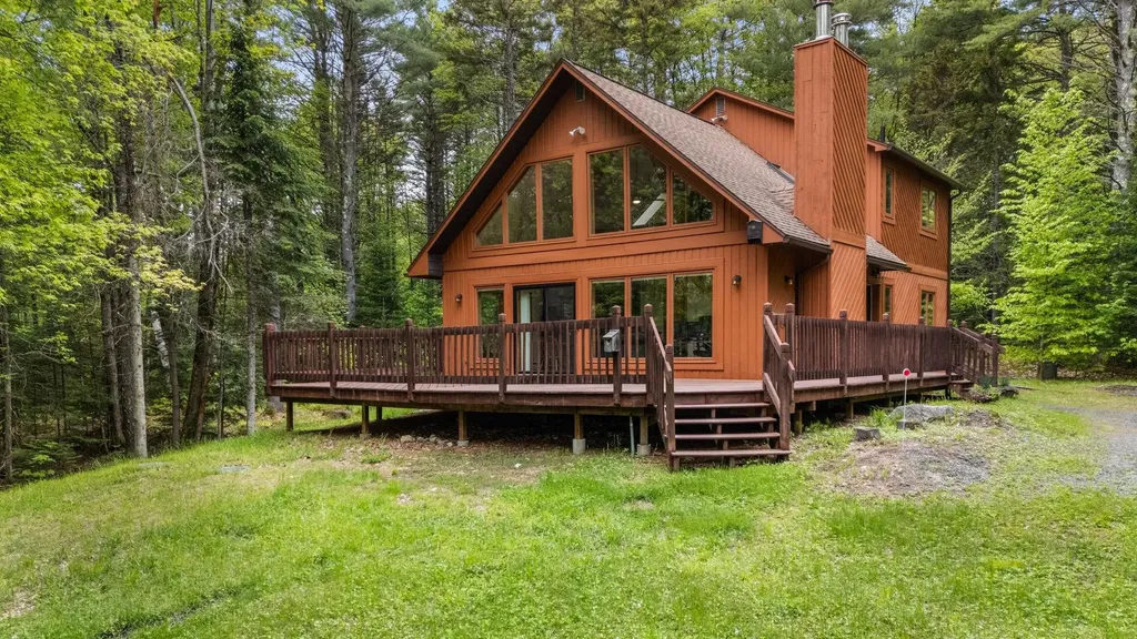 7 Spring Valley Drive Grantham NH 03753