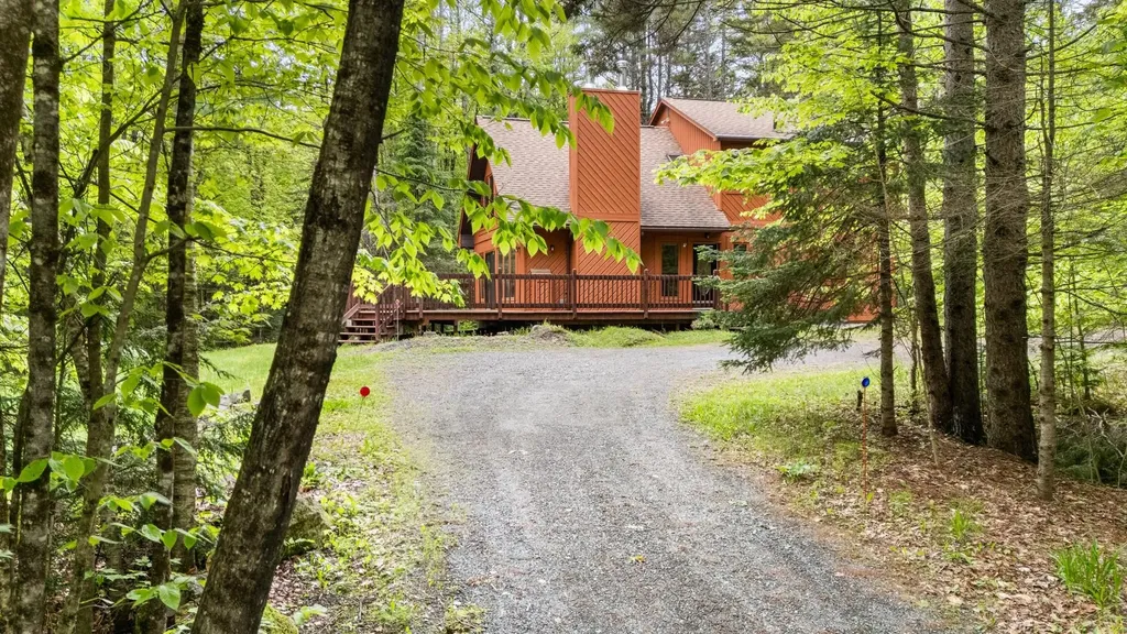 7 Spring Valley Drive Grantham NH 03753