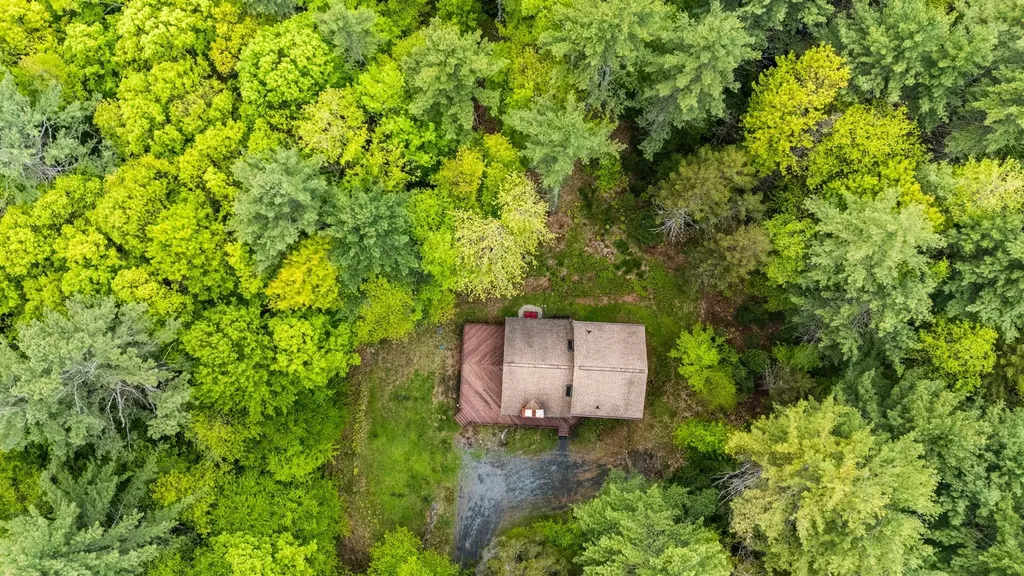 7 Spring Valley Drive Grantham NH 03753