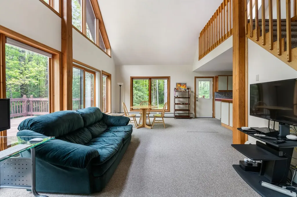 7 Spring Valley Drive Grantham NH 03753