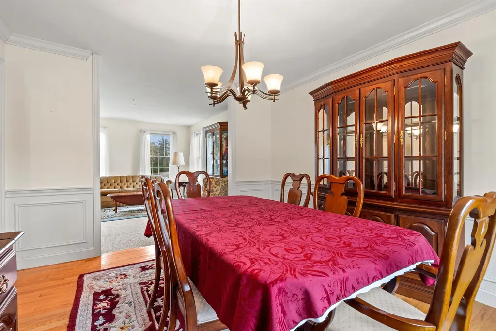 1 Cottonwood Circle Kingston NH 03848