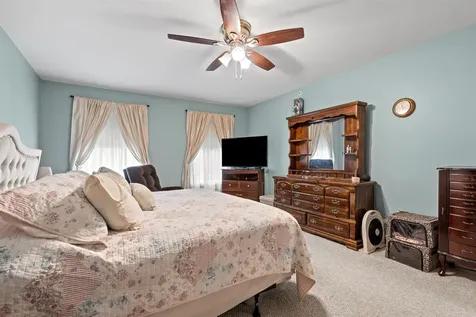 1 Cottonwood Circle Kingston NH 03848