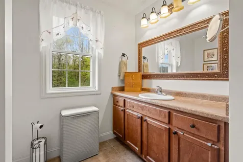 1 Cottonwood Circle Kingston NH 03848