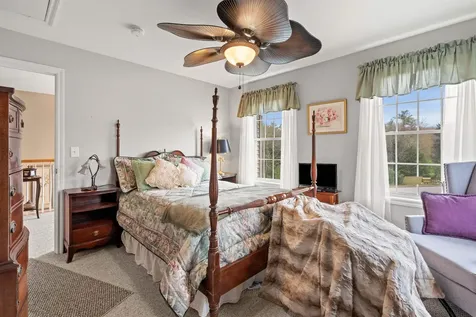 1 Cottonwood Circle Kingston NH 03848