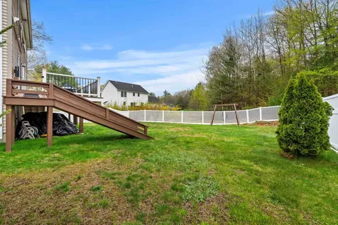 1 Cottonwood Circle Kingston NH 03848