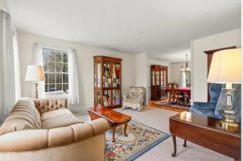 1 Cottonwood Circle Kingston NH 03848