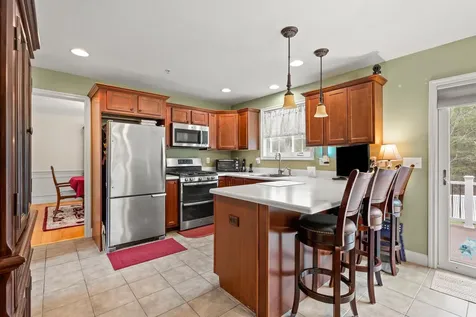 1 Cottonwood Circle Kingston NH 03848