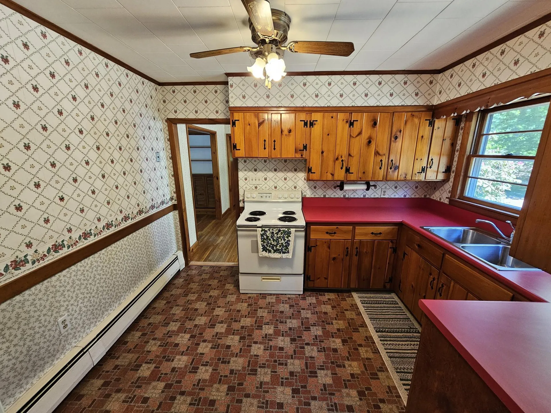 37 Eaton Road Swanzey NH 03446
